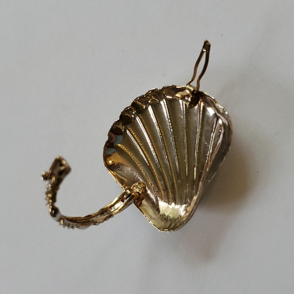 Vintage Silver Plated Shell Scarf Clip - Picture 4 of 7